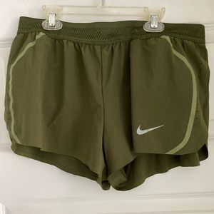 Nike dri-fit running shorts L